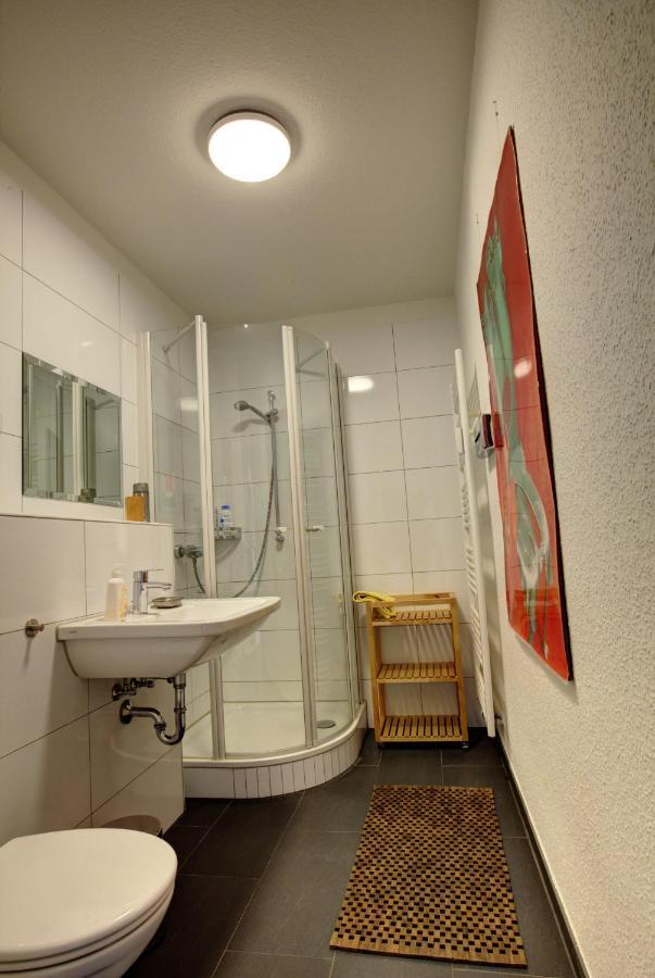 Air Boardinghouse Tulip Stockum, Zu Fuss - 3 Minuten Zur Messe Düsseldorf Exterior foto