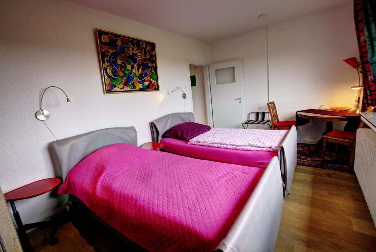 Air Boardinghouse Tulip Stockum, Zu Fuss - 3 Minuten Zur Messe Düsseldorf Exterior foto